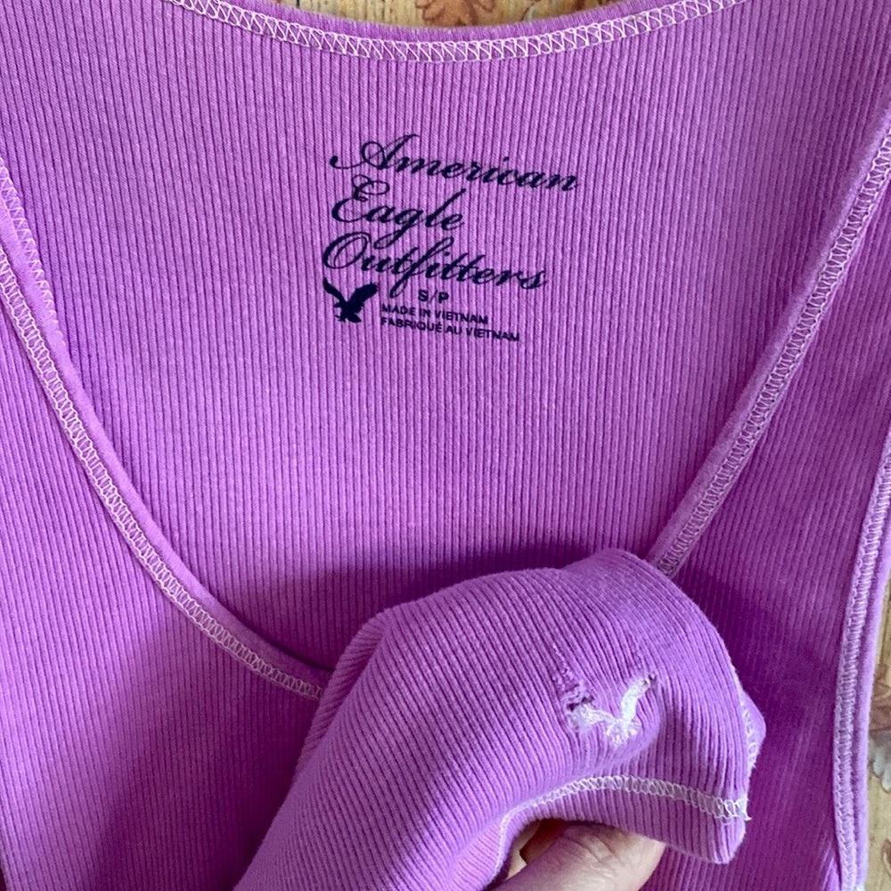 AEO AMERICAN EAGLE OUTF STRETCH PURPLE DISTRESSED BOYFRIEND BODYCON RIB TANK TOP - Picture 4 of 5